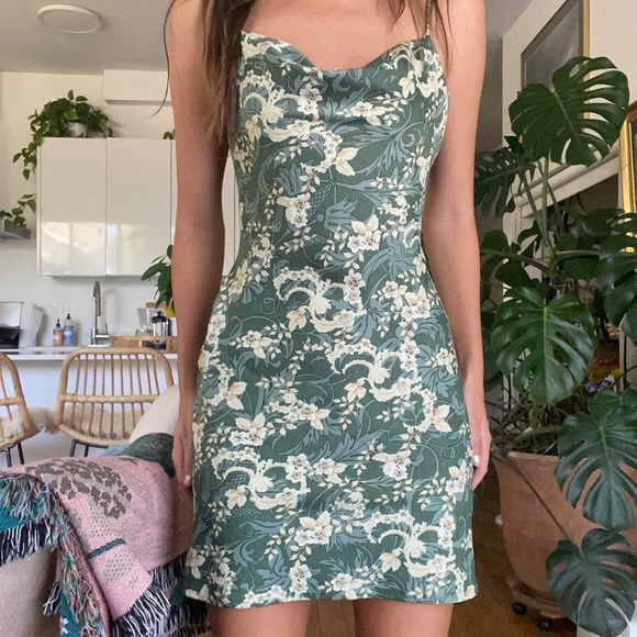 Urban Outfitters Dresses & Skirts - Urban Outfitters Green Floral Mini Dress